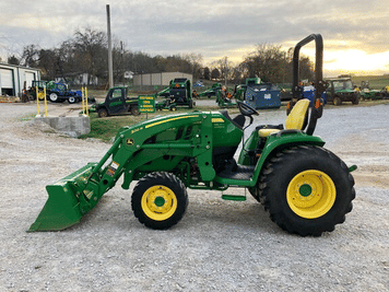 Main image John Deere 3039R