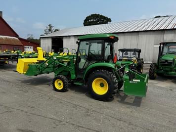 Main image John Deere 3039R