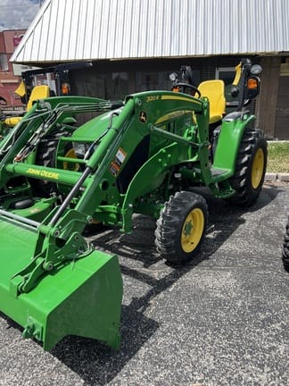 2019 John Deere 3039R Equipment Image0
