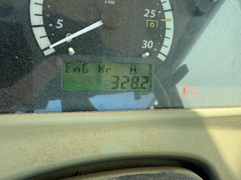 Image of John Deere 3039R equipment image 3