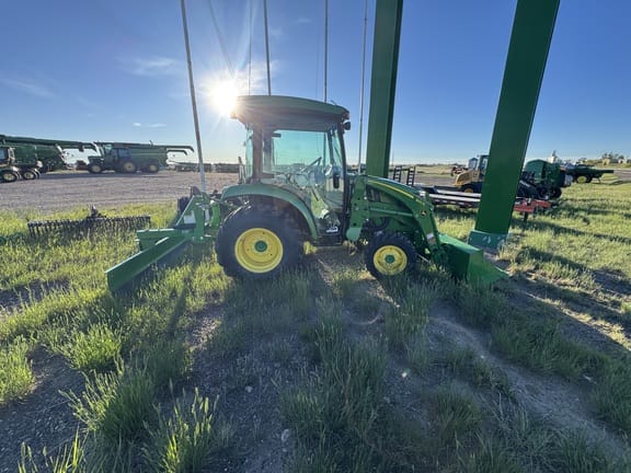 2019 John Deere 3039R Equipment Image0