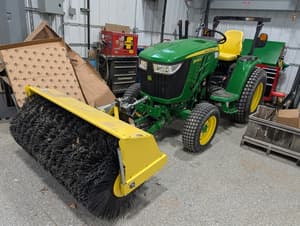 2019 John Deere 3039R Image
