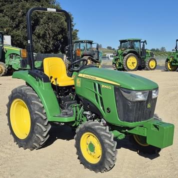 Main image John Deere 3043D