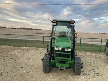 Main image John Deere 3046R