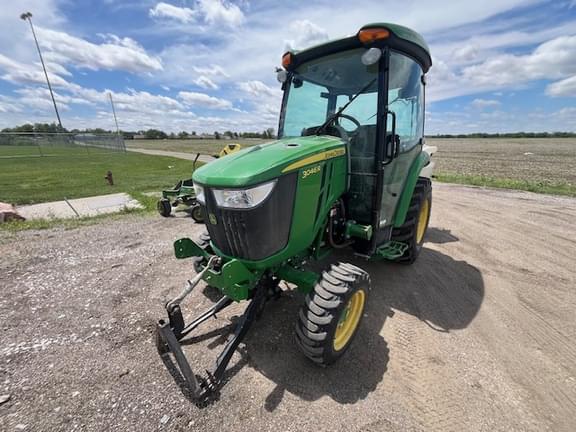Image of John Deere 3046R equipment image 1