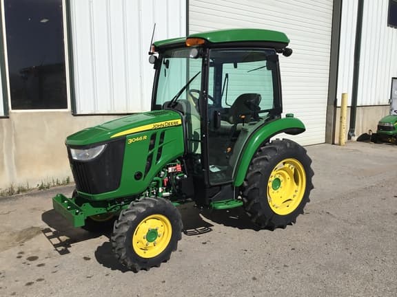Image of John Deere 3046R Primary image