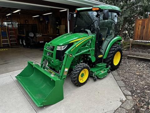 Image of John Deere 3046R equipment image 1