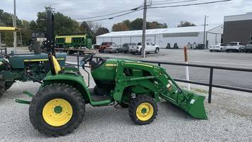 Main image John Deere 3046R