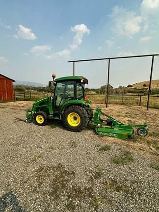 Image of John Deere 3046R equipment image 1