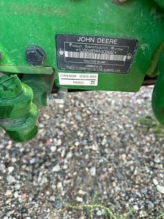 Image of John Deere 3046R equipment image 3