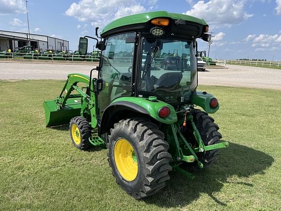 Image of John Deere 3046R equipment image 2