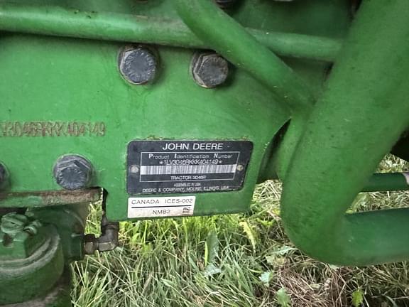 Image of John Deere 3046R equipment image 3