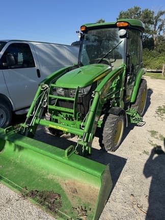 Image of John Deere 3046R Primary image