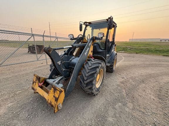 Image of John Deere 304L Primary image