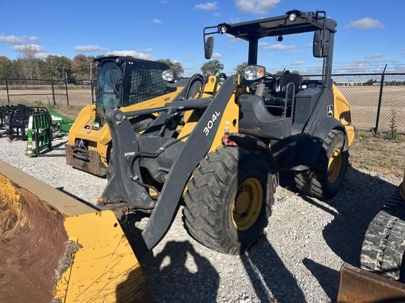 Image of John Deere 304L equipment image 2