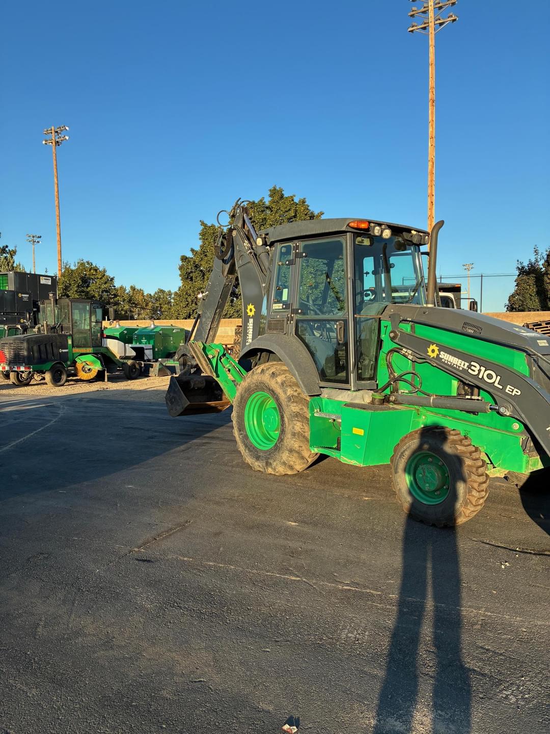 Image of John Deere 310L Primary image
