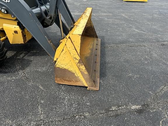 Image of John Deere 310L EP equipment image 4