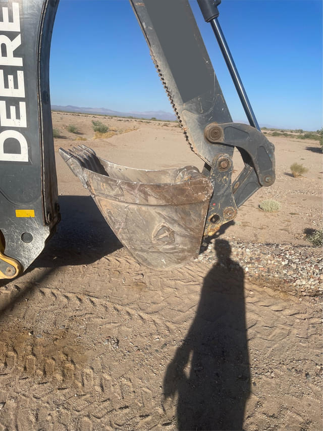 Image of John Deere 310L EP equipment image 3