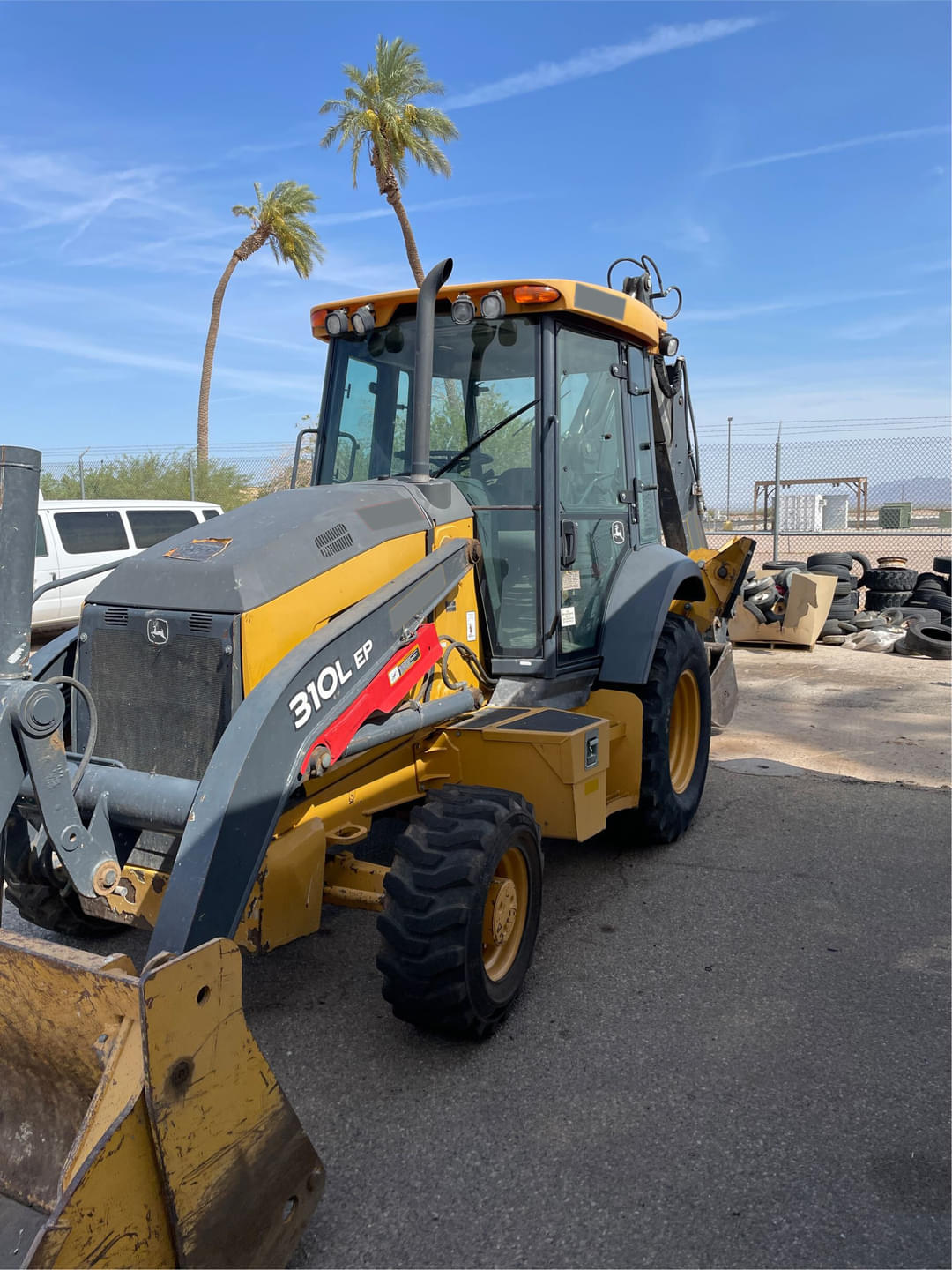 Image of John Deere 310L EP Primary image