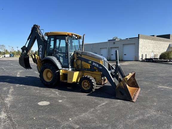 Image of John Deere 310L EP equipment image 3