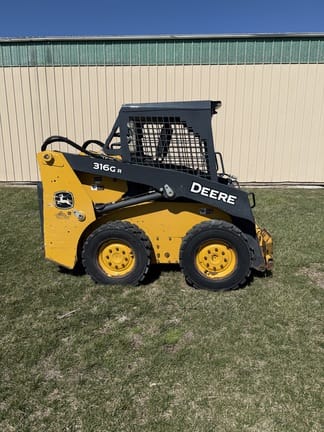 2019 John Deere 316GR Equipment Image0