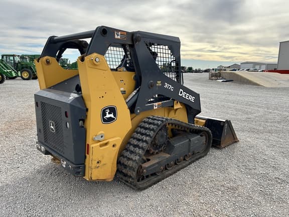 Image of John Deere 317G equipment image 4