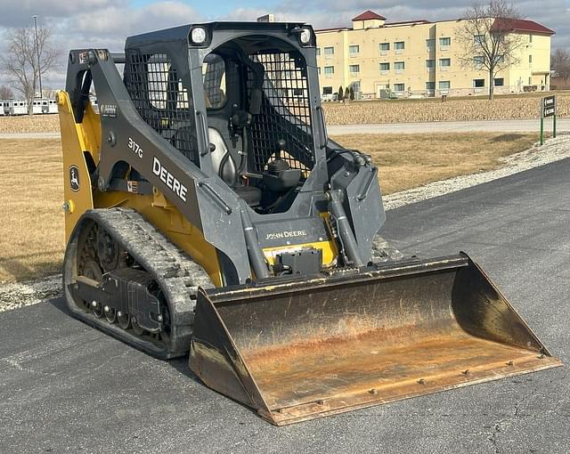 Image of John Deere 317G equipment image 3