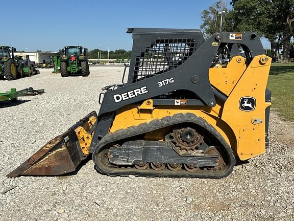 Image of John Deere 317G equipment image 1