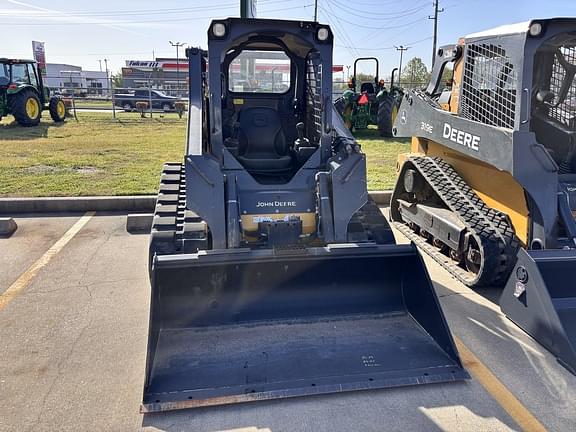 Image of John Deere 317G equipment image 1