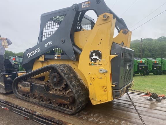 Image of John Deere 317G equipment image 4
