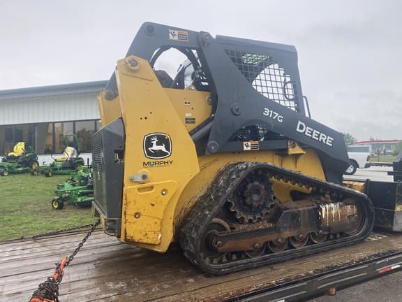 Image of John Deere 317G equipment image 2