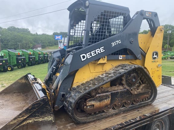 2019 John Deere 317G Equipment Image0