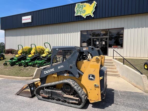 Image of John Deere 317G equipment image 1