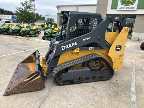 Image of John Deere 317G equipment image 3