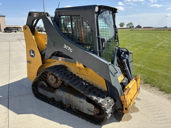 2019 John Deere 317G Equipment Image0