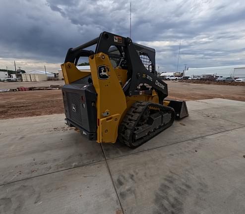 Image of John Deere 317G equipment image 4