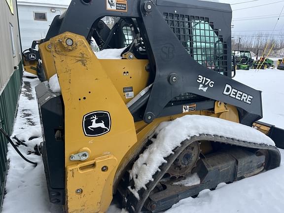 Image of John Deere 317G equipment image 2