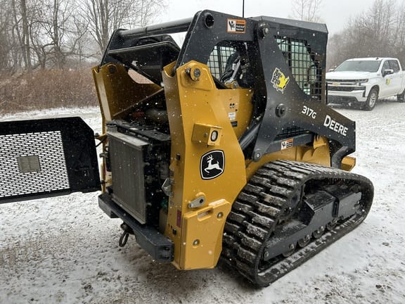 2019 John Deere 317G Equipment Image0