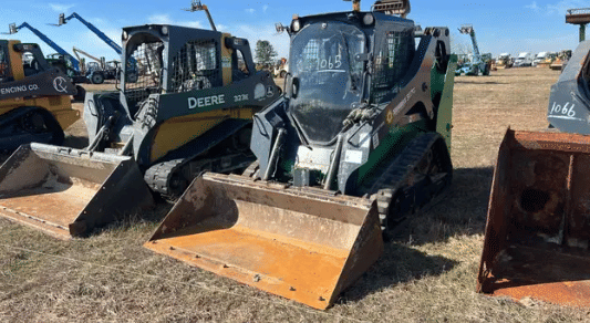 2019 John Deere 317G Equipment Image0