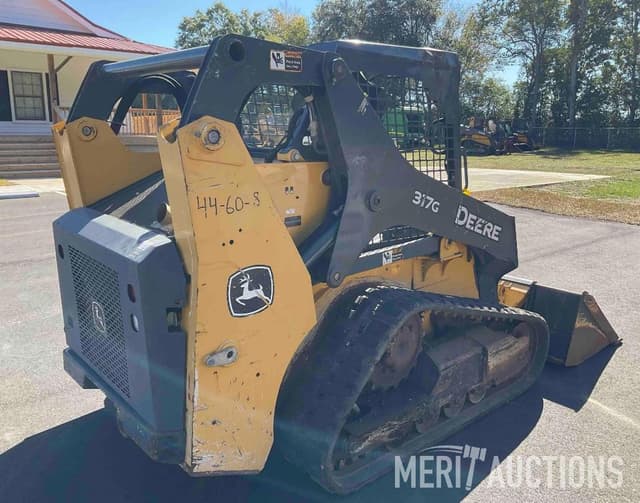Image of John Deere 317G equipment image 3