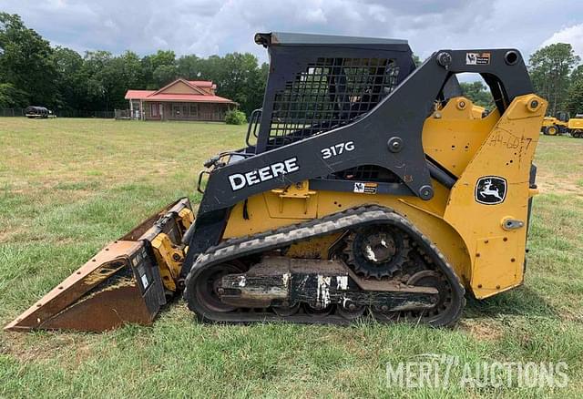 Image of John Deere 317G equipment image 1