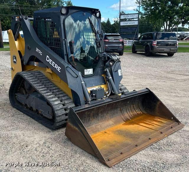 Image of John Deere 317G equipment image 2