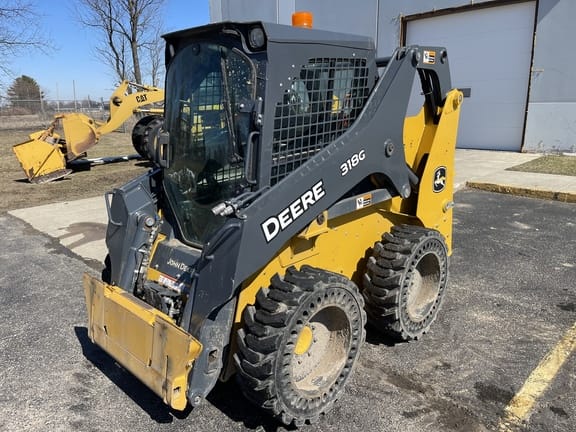 Main image John Deere 318G