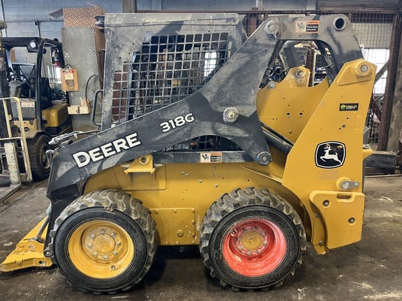 Main image John Deere 318G