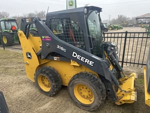 2019 John Deere 318G Image