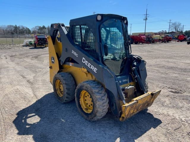 Image of John Deere 318G equipment image 2