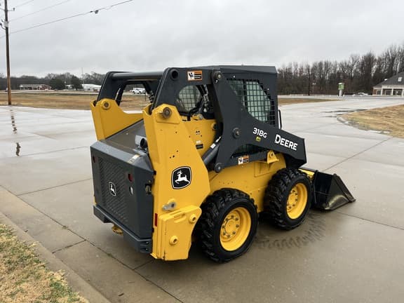Image of John Deere 318G equipment image 3