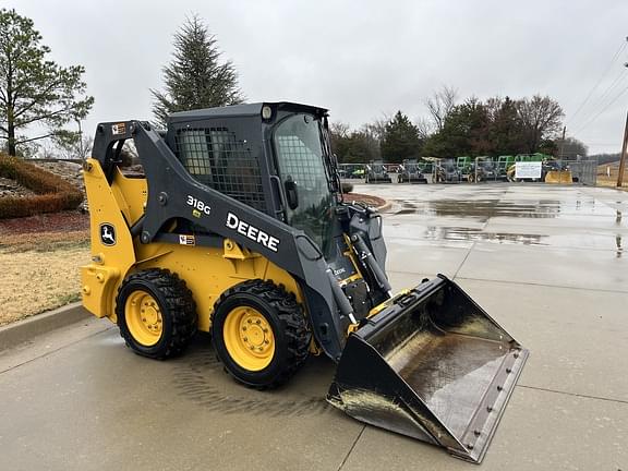 Image of John Deere 318G equipment image 3