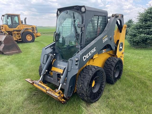 Image of John Deere 318G equipment image 1