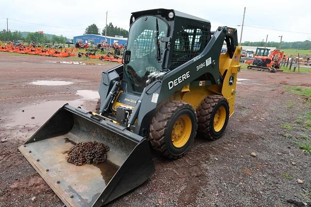 Image of John Deere 318G equipment image 3